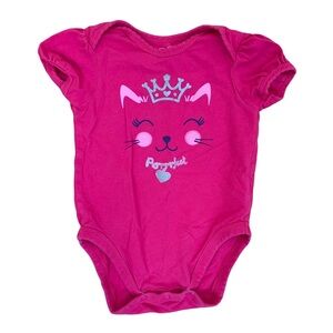 🌟3/$15🌟 Children’s Place Fuschia Barbie Pink Cat Bodysuit Baby size 6-9 M